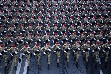 Rusia reduce su desfile anual del Día de la Victoria mientras la guerra de Putin en Ucrania está bajo una presión creciente